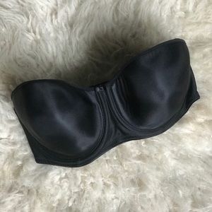 Black strapless bra 32E